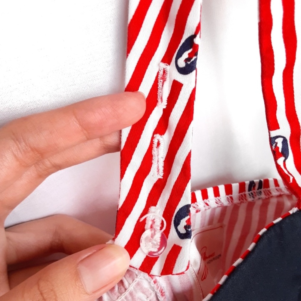 “Marilyn Monroe” pin-up red and white striped bathing beauty print dress- XS - Picture 10 of 12